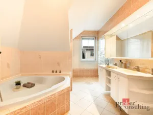 Prodej bytu 4+kk, Praha - Štěrboholy, Novoštěrboholská, 172 m2