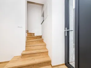 Prodej bytu 5+kk, Chocerady, 189 m2