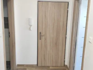 Pronájem bytu 2+1, Karlovy Vary - Stará Role, Okružní, 50 m2