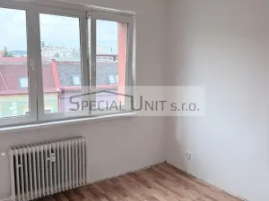 Prodej bytu 2+1, Chomutov, Beethovenova, 48 m2