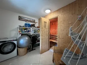 Pronájem rodinného domu, Praha - Záběhlice, Dolní Chaloupky, 245 m2