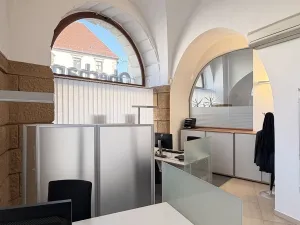 Pronájem kanceláře, Olomouc, Dolní náměstí, 204 m2