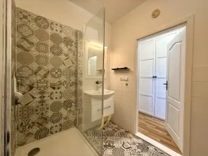 Pronájem bytu 3+1, Olomouc, Ladova, 86 m2