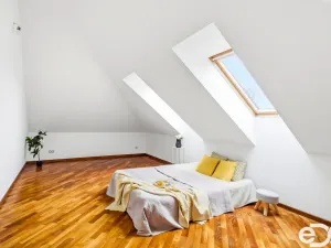 Prodej rodinného domu, Dolní Beřkovice - Vliněves, 400 m2