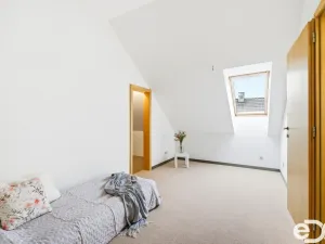 Prodej rodinného domu, Dolní Beřkovice - Vliněves, 400 m2