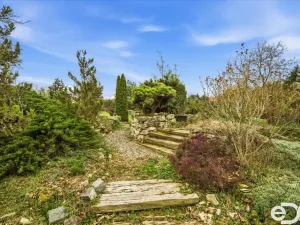 Prodej rodinného domu, Dolní Beřkovice - Vliněves, 400 m2