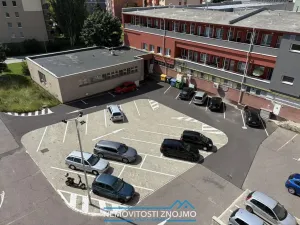 Pronájem obchodního prostoru, Znojmo, Holandská, 375 m2