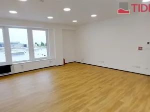 Pronájem kanceláře, Modletice, 147 m2