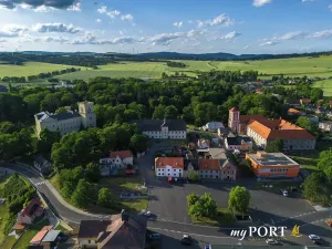 Prodej vícegeneračního domu, Chyše, Žižkovo náměstí, 322 m2