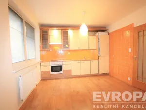 Pronájem bytu 2+kk, Praha - Záběhlice, Za návsí, 73 m2