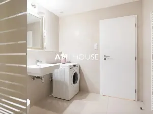 Pronájem bytu 1+kk, Praha - Strašnice, Zvěřinova, 51 m2