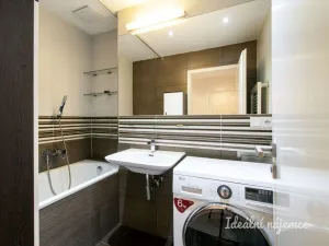 Pronájem bytu 2+kk, Praha - Hodkovičky, Pod lysinami, 60 m2