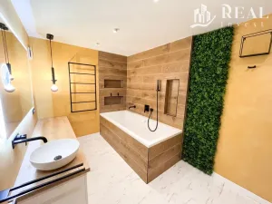 Prodej rodinného domu, Račiněves, 280 m2