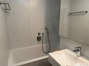 Pronájem bytu 3+kk, Praha - Bohnice, Dolákova, 74 m2