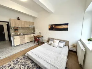 Prodej bytu 1+kk, Kutná Hora - Kutná Hora-Vnitřní Město, Nádražní, 26 m2