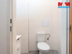 Pronájem bytu 1+kk, Praha - Vysočany, Spojovací, 35 m2