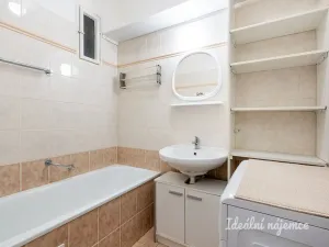 Pronájem bytu 2+1, Praha - Košíře, Plzeňská, 71 m2