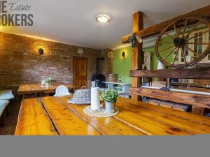 Prodej ubytování, Březí, Na štěrkách, 333 m2