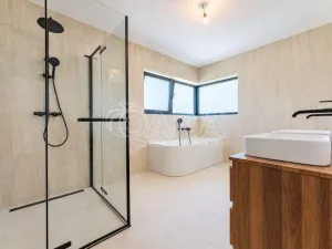 Prodej rodinného domu, Kamenice - Nová Hospoda, Na Pokraji, 259 m2