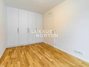 Pronájem rodinného domu, Praha - Dejvice, V Šáreckém údolí, 190 m2