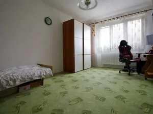 Prodej bytu 3+1, Kutná Hora, K Nádraží, 66 m2