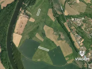 Prodej podílu pole, Kly, 1023 m2