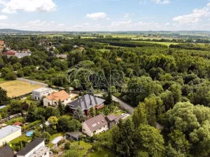 Prodej rodinného domu, Praha - Kolovraty, V louce, 470 m2