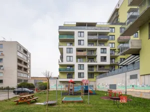 Prodej bytu 2+kk, Pardubice - Zelené Předměstí, Boženy Vikové-Kunětické, 60 m2