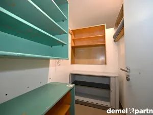 Pronájem bytu 1+kk, Jindřichův Hradec, Nušlova, 36 m2