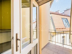 Pronájem kanceláře, Praha - Bubeneč, V. P. Čkalova, 100 m2