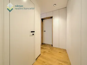 Pronájem bytu 2+kk, Praha - Písnice, Na okruhu, 43 m2