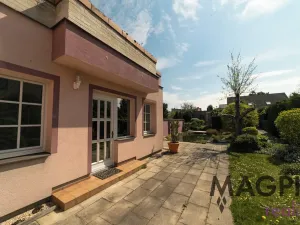 Prodej rodinného domu, Praha - Čakovice, Vyhlídkova, 243 m2