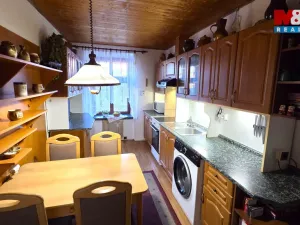 Prodej rodinného domu, Dešov, 140 m2