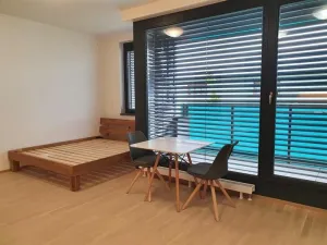 Pronájem bytu 1+kk, Praha, U průhonu, 32 m2
