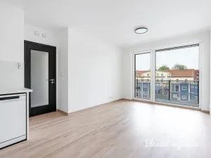 Pronájem bytu 2+kk, Praha - Modřany, Kolmanova, 46 m2