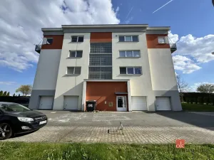 Pronájem bytu 3+kk, Plzeň - Černice, V Bezinkách, 99 m2