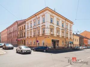 Pronájem bytu 1+kk, Plzeň - Jižní Předměstí, Husova, 42 m2