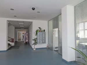 Pronájem kanceláře, Praha - Hloubětín, U Elektry, 22 m2