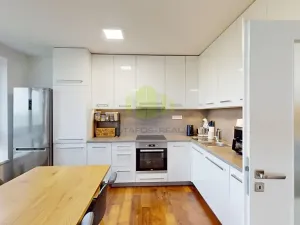 Pronájem bytu 3+kk, Olomouc, Topolová, 77 m2