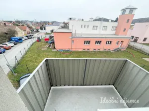 Prodej bytu 2+kk, Kuřim, nám. 1. května, 53 m2