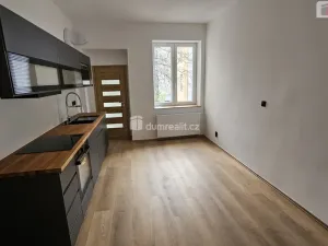 Pronájem bytu 4+1, Praha - Libeň, Turnovská, 105 m2