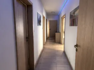 Prodej rodinného domu, Jesenice, Hlavní, 125 m2