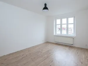 Pronájem bytu 2+kk, Praha - Holešovice, Přístavní, 62 m2