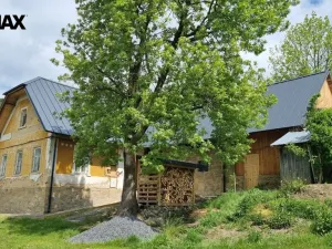 Prodej pozemku pro bydlení, Vsetín, 285345 m2