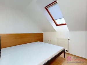 Prodej ubytování, Břeclav - Poštorná, Julia Fučíka, 275 m2