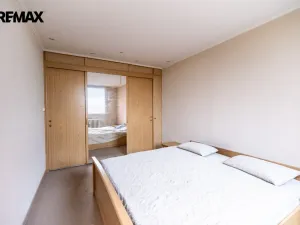 Prodej bytu 4+1, Praha - Bohnice, Zelenohorská, 82 m2