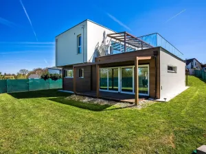 Prodej vily, Vysoký Újezd, U Rybníčka, 292 m2
