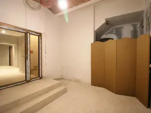 Pronájem obchodního prostoru, Brno, Benešova, 160 m2