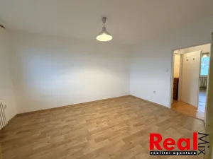 Pronájem bytu 2+1, Valtice, Lázeňská, 56 m2