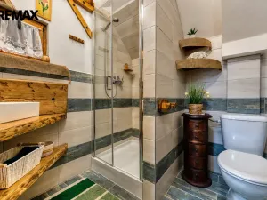 Prodej rodinného domu, Všechlapy, 200 m2
